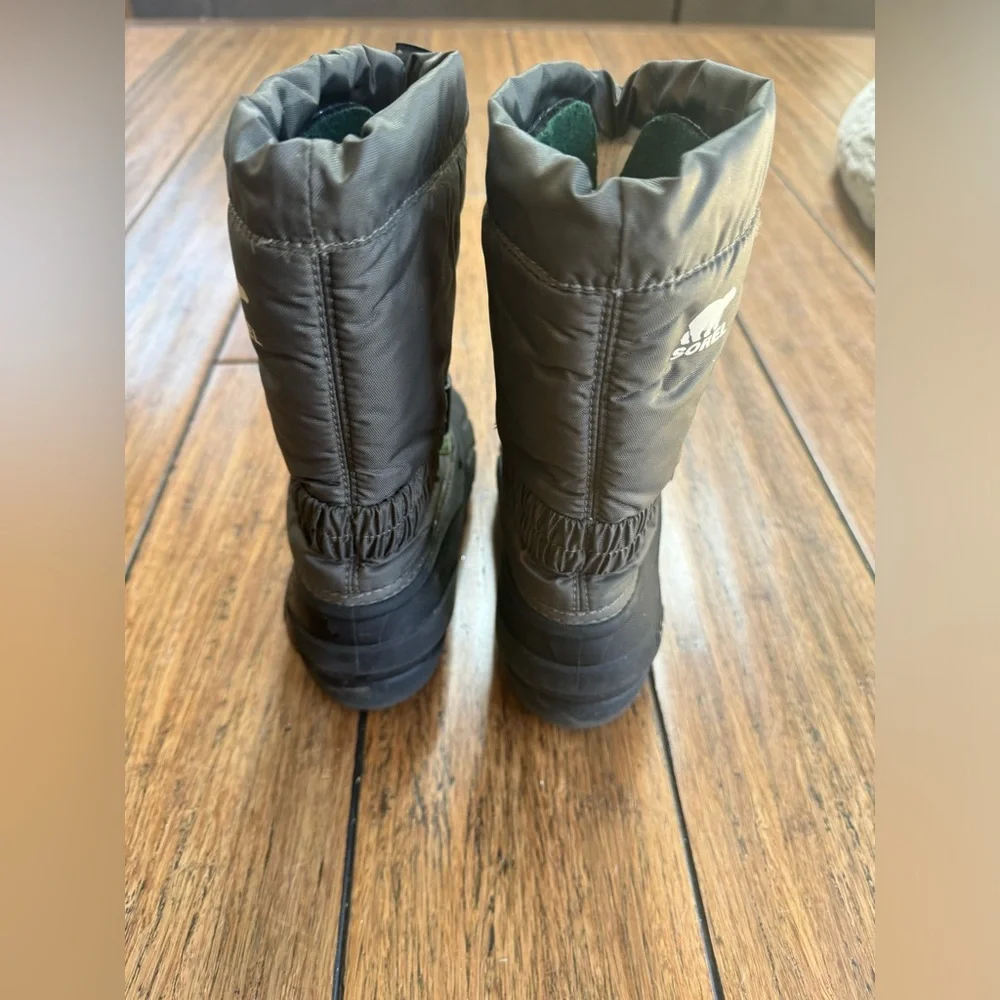 Sorel kids insulated Boots - Picture 3 of 4